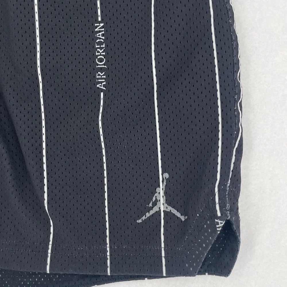 Jordan Essential Printed Shorts Mens S Black Basketball Pinstripes Mesh Retro
